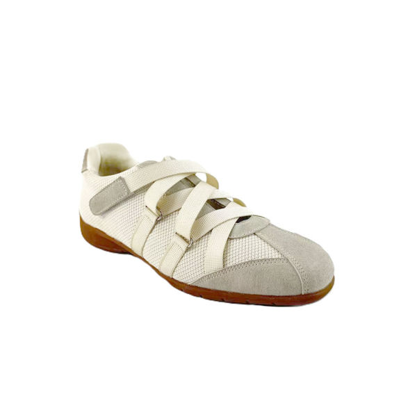 圖片 芭蕾舞風格-交叉帶休閒運動鞋 (Ballet-inspired cross-strap Casual sneakers)